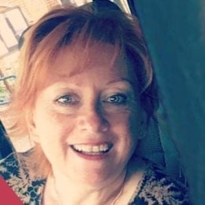 dee-harrison-300x300-circle-21adbf4dfb475924c951d58817c16c64-5ec97f483c2d7